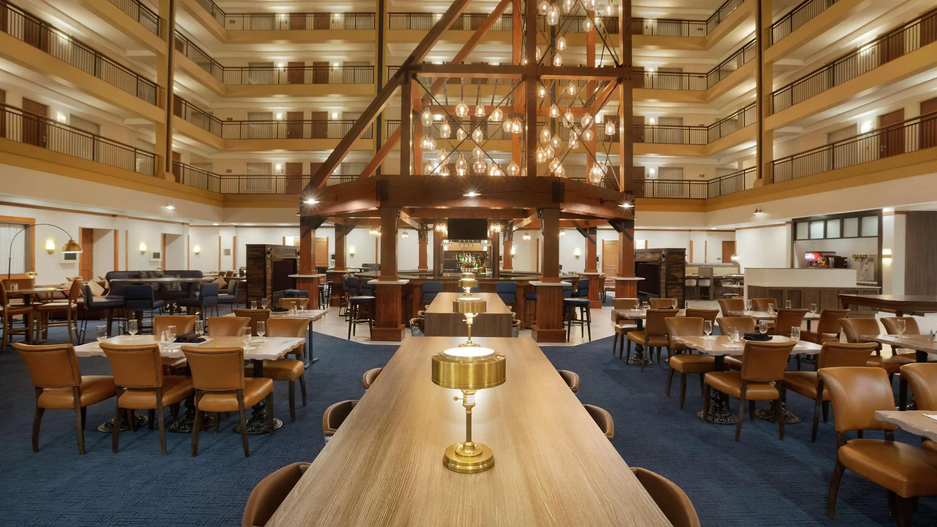 Embassy Suites By Hilton Denver International Airport 4*,