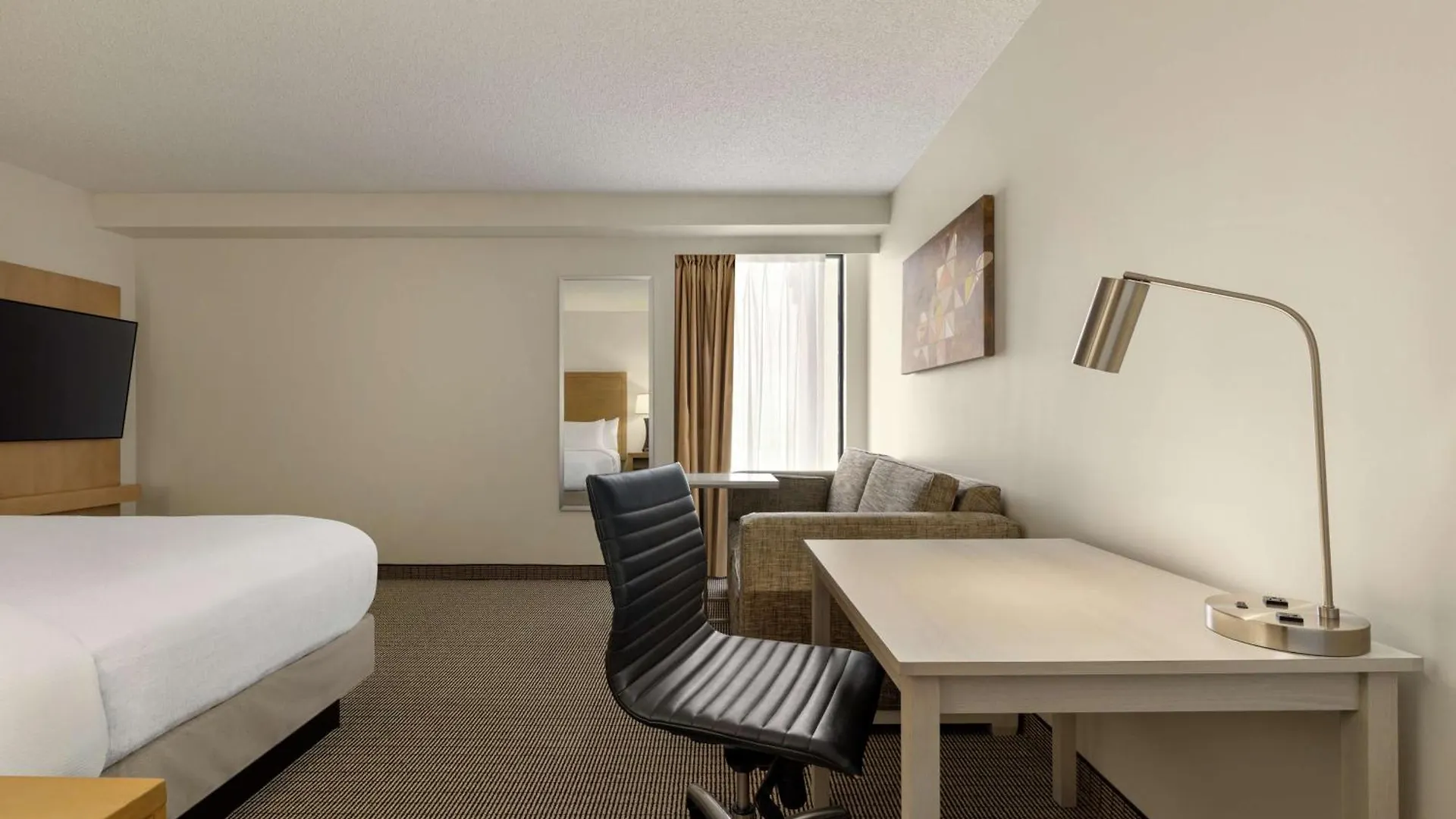 Hotel Embassy Suites By Hilton Denver International Airport